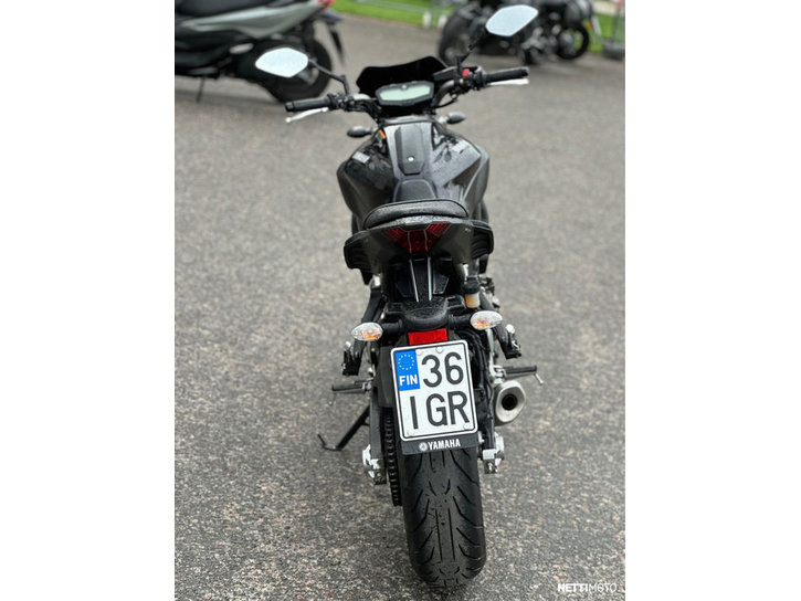 Moottoripyörä Yamaha MT-07 2015 25421308