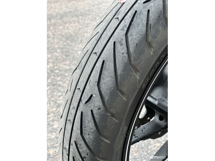Moottoripyörä Yamaha MT-07 2015 25421311