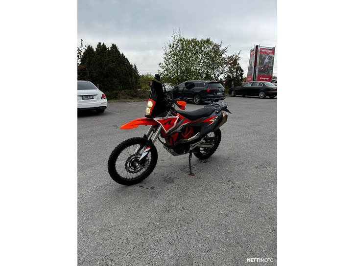 Moottoripyörä KTM 690 2023 25430568