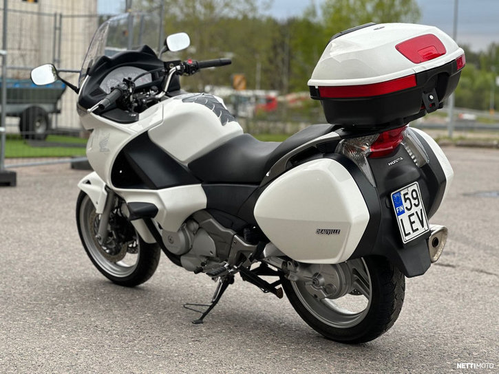 Moottoripyörä Honda NT 2014 25433093