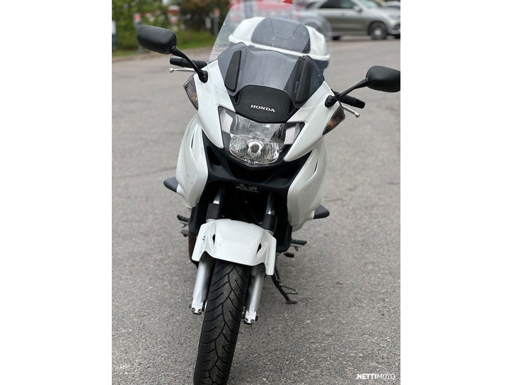 Moottoripyörä Honda NT 2014 25433094