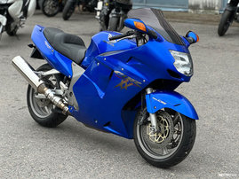 Moottoripyörä Honda CBR 2000 25433106