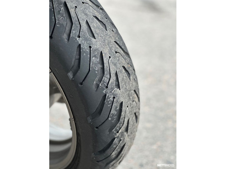 Moottoripyörä Honda CBR 2000 25433123