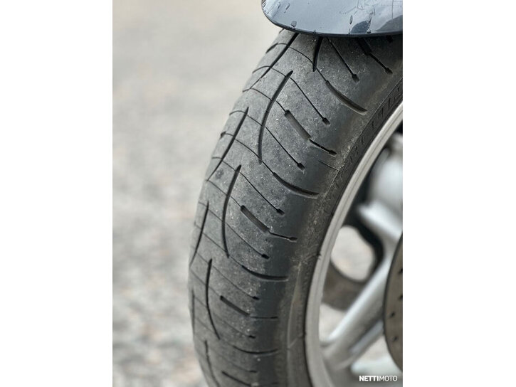 Moottoripyörä Yamaha FJR 2008 25441039