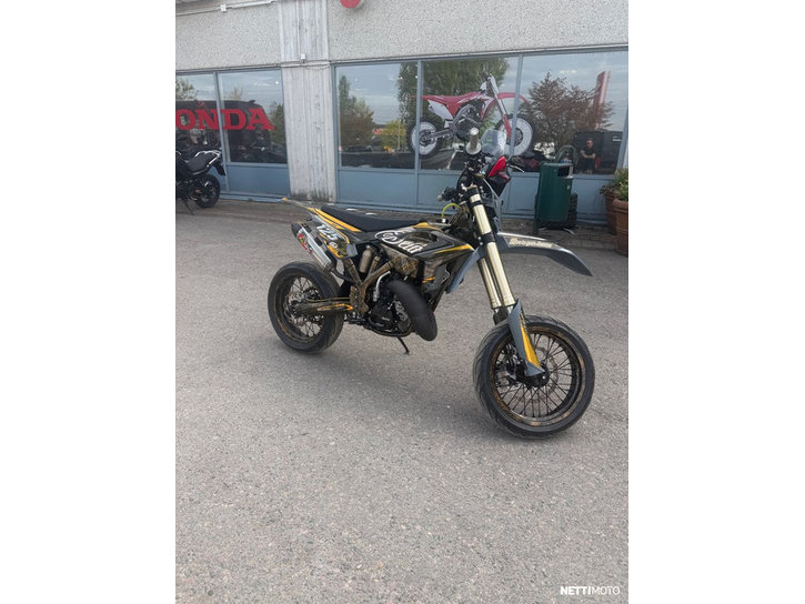 Moottoripyörä Beta RR 2024 25442018