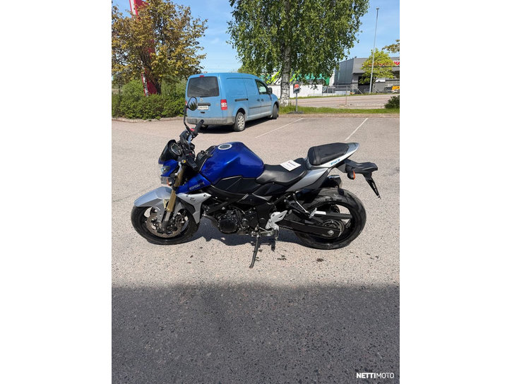 Moottoripyörä Suzuki GSR 2015 25485982