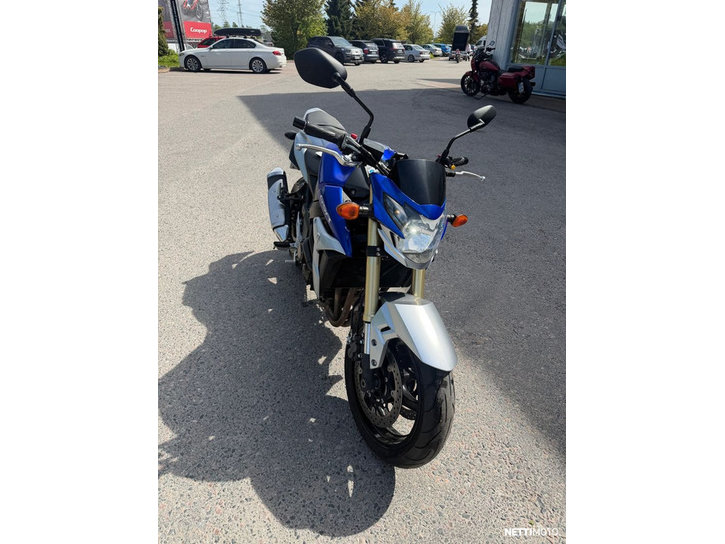 Moottoripyörä Suzuki GSR 2015 25485988