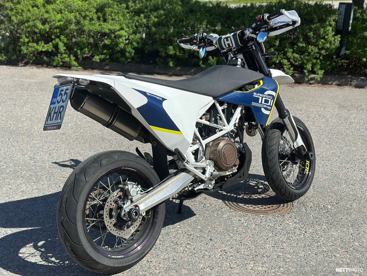 Moottoripyörä Husqvarna 701 2016 25553395