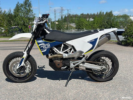 Moottoripyörä Husqvarna 701 2016 25553396