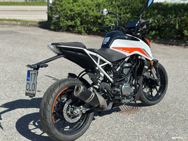 Moottoripyörä KTM 390 2022 25553665