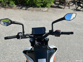Moottoripyörä KTM 390 2022 25553687
