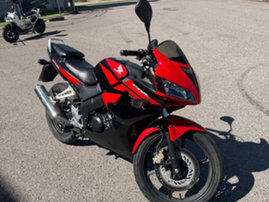 Moottoripyörä Honda CBR 2010 25556199