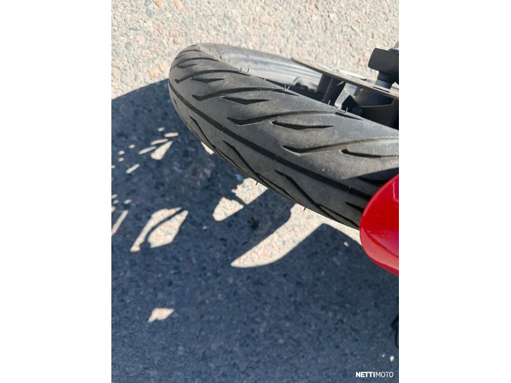 Moottoripyörä Honda CBR 2010 25556203