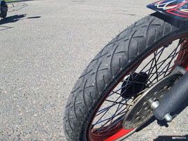 Moottoripyörä Harley-Davidson Dyna 2006 25564889