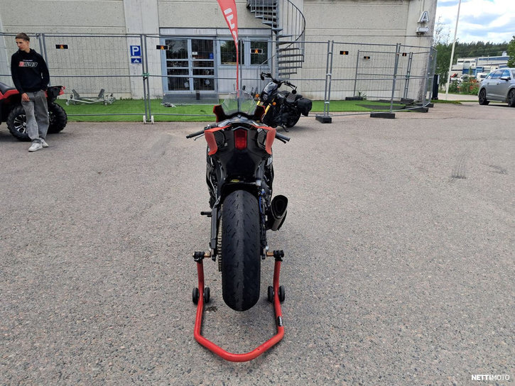 Moottoripyörä Yamaha R6 Race 2024 25565900