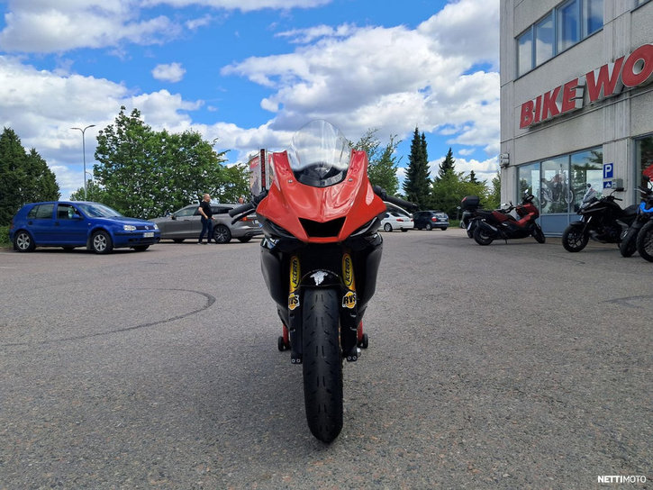 Moottoripyörä Yamaha R6 Race 2024 25565904