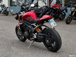 Moottoripyörä Triumph Speed Triple 2024 26400459
