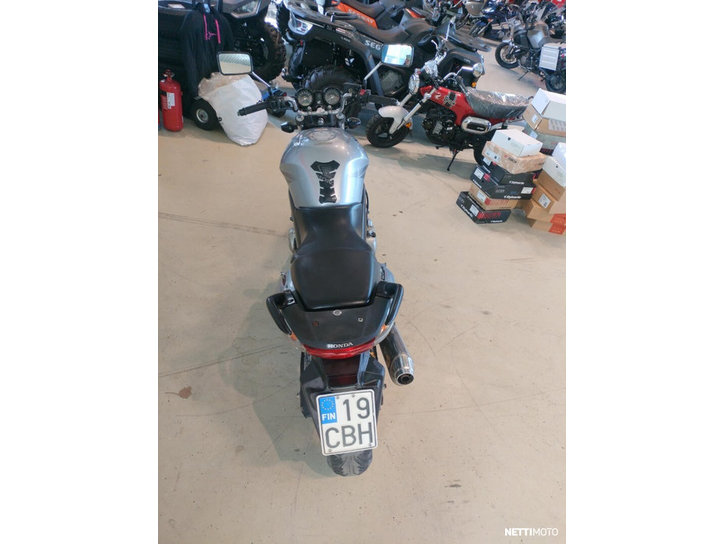 Moottoripyörä Honda CBF 2009 25573526