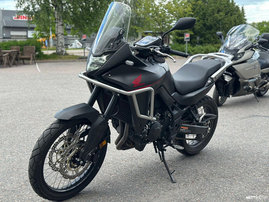 Moottoripyörä Honda XL 2023 25587442