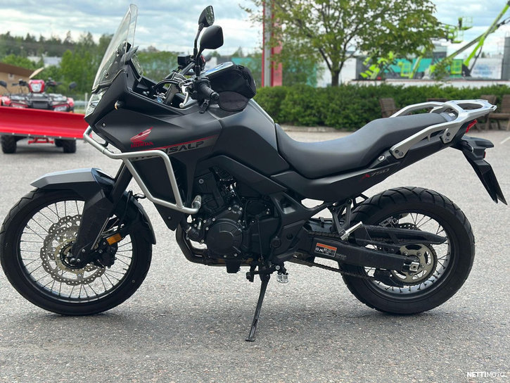 Moottoripyörä Honda XL 2023 25587444