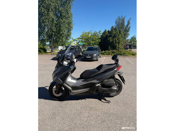 Skootteri Honda Forza 2025 25602815