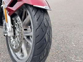 Moottoripyörä Honda GL 2018 25621771