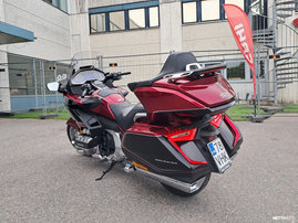 Moottoripyörä Honda GL 2018 25621779