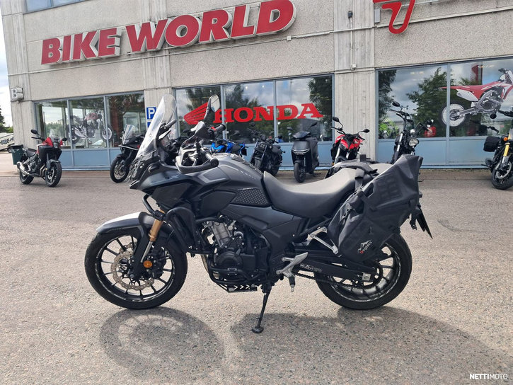 Moottoripyörä Honda CB 2025 25621850