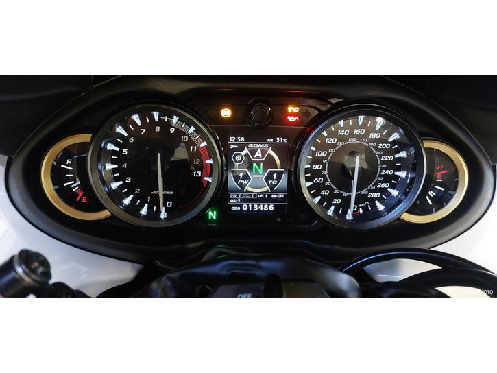 Moottoripyörä Suzuki GSX 2022 25622061