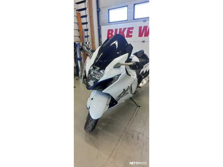 Moottoripyörä Suzuki GSX 2022 25622063