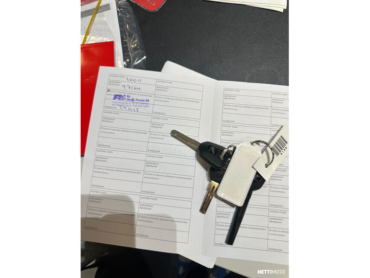 Moottoripyörä Honda NX 2025 25646543