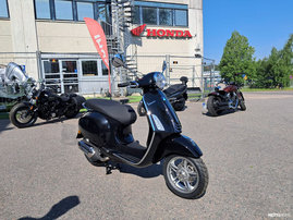 Skootteri Vespa Primavera 2026 25660432