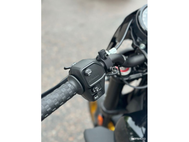 Moottoripyörä Indian FTR 1200 2023 25670271