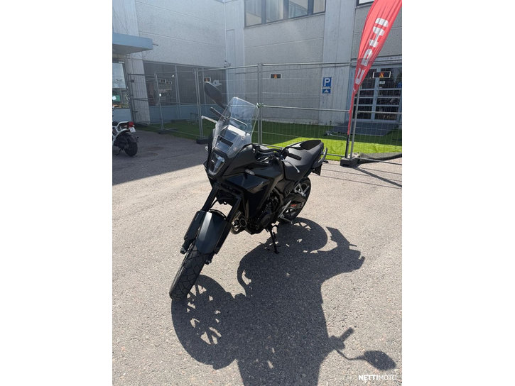 Moottoripyörä Honda NX 2026 25698036