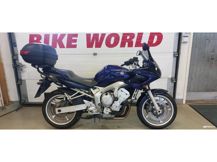 Moottoripyörä Yamaha FZ6-S 2005 25698499