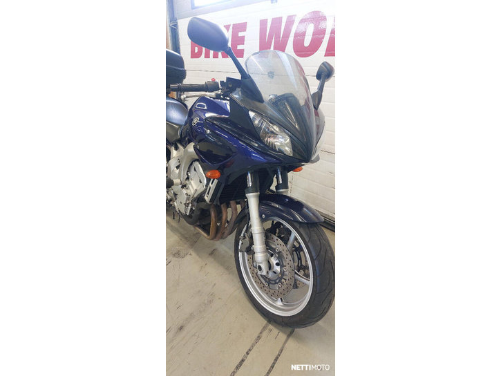 Moottoripyörä Yamaha FZ6-S 2005 25698500