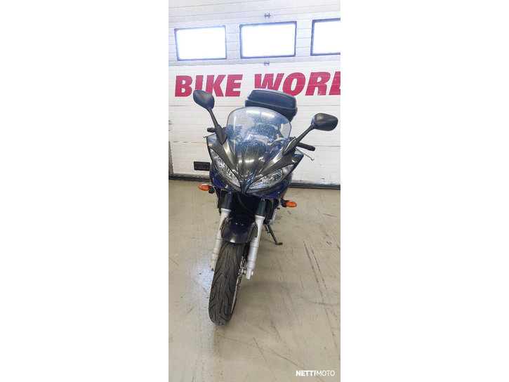 Moottoripyörä Yamaha FZ6-S 2005 25698503