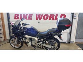 Moottoripyörä Yamaha FZ6-S 2005 25698504