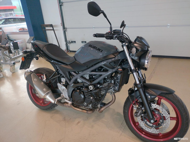 Moottoripyörä Suzuki SV 2024 25769628