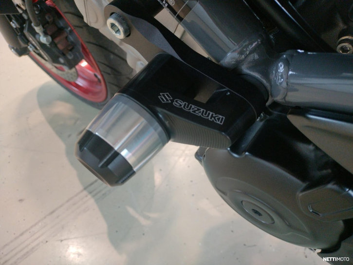 Moottoripyörä Suzuki SV 2024 25769630
