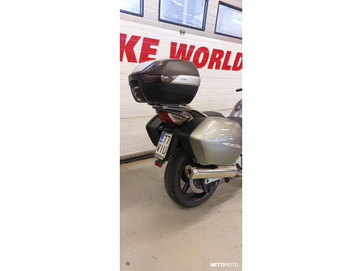 Moottoripyörä Yamaha FJR 2013 25771227