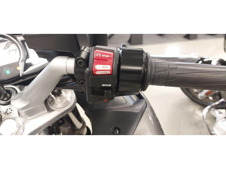 Moottoripyörä Yamaha FJR 2013 25771234