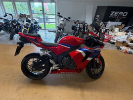 Moottoripyörä Honda CBR 2026 25781353