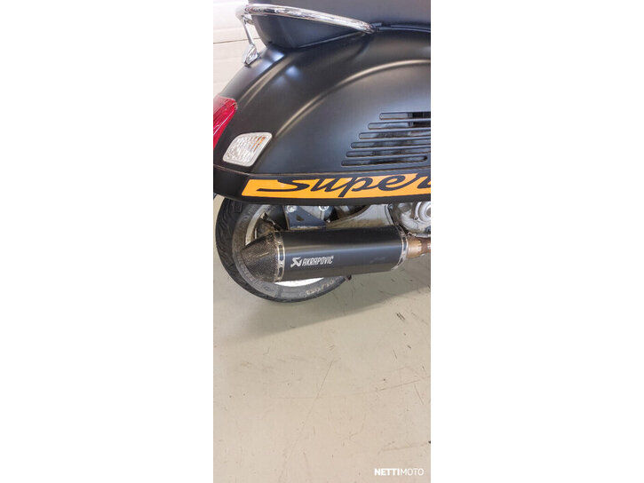 Skootteri Vespa GTS 2015 25782317
