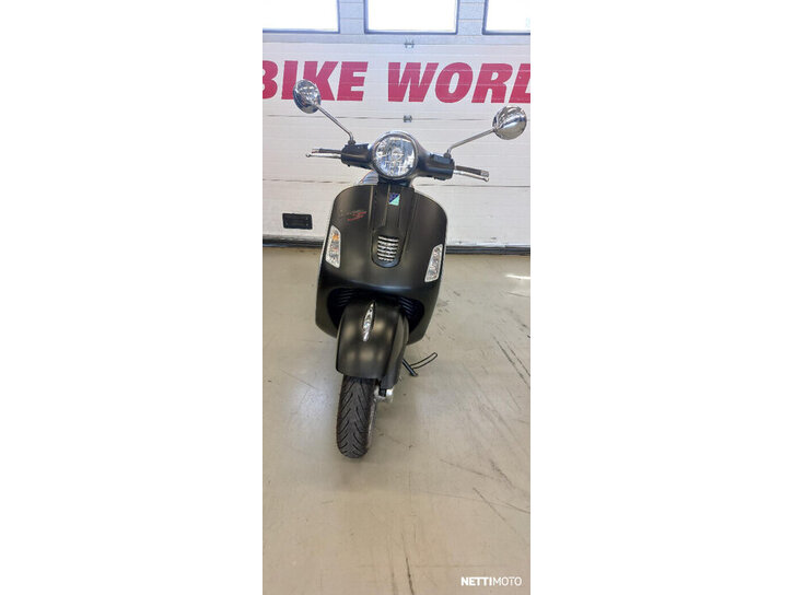 Skootteri Vespa GTS 2015 25782322