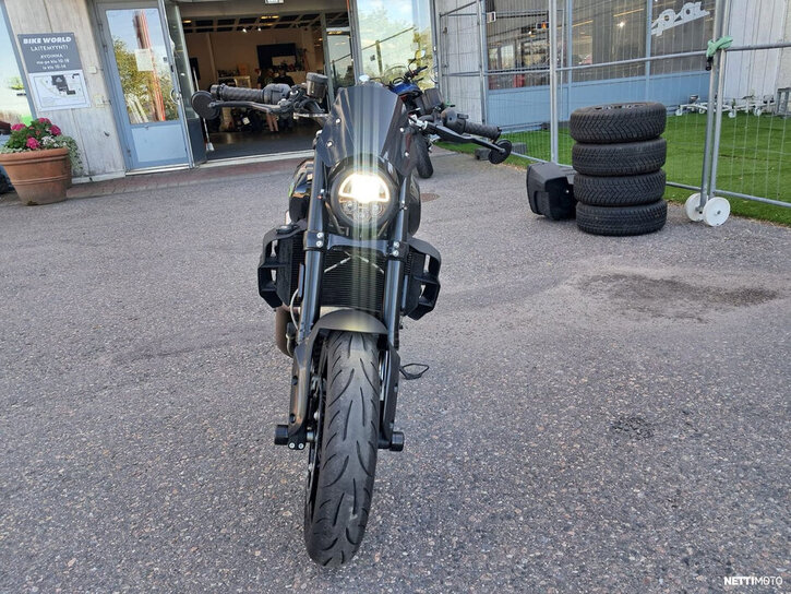 Moottoripyörä Indian FTR 1200 2023 25845417
