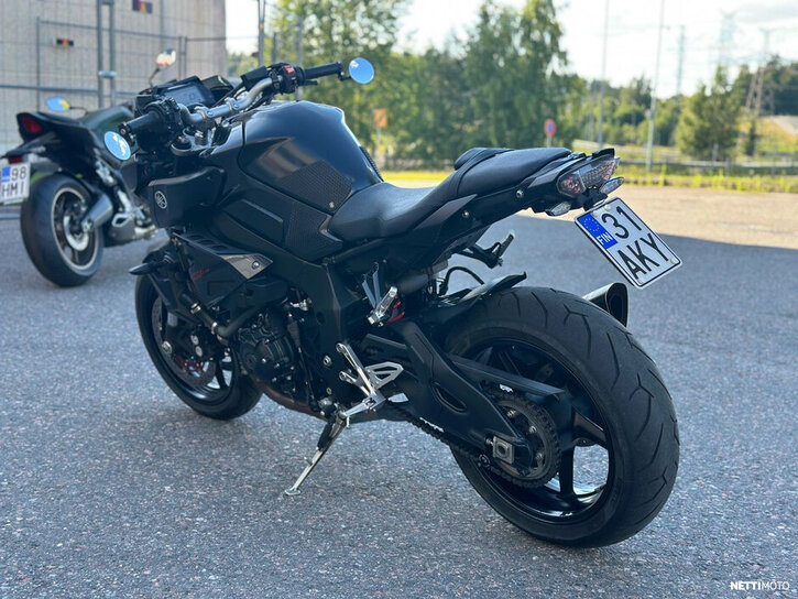 Moottoripyörä Yamaha MT-10 2018 25929116