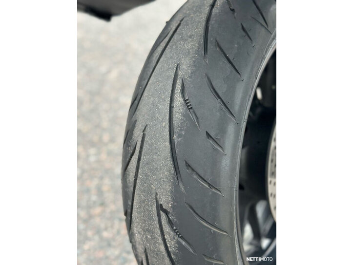 Moottoripyörä Yamaha MT-09 2018 25948854