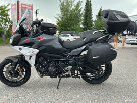 Moottoripyörä Yamaha MT-09 2018 25948876