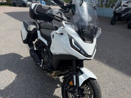 Moottoripyörä Honda NT 2022 26007740
